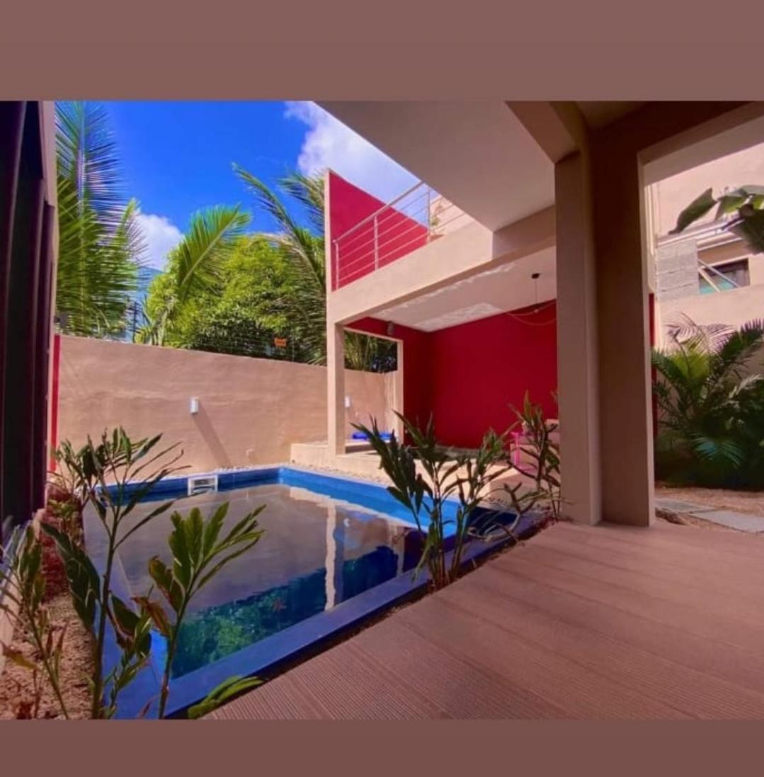 Villa Centre Grand Baie Exteriör bild